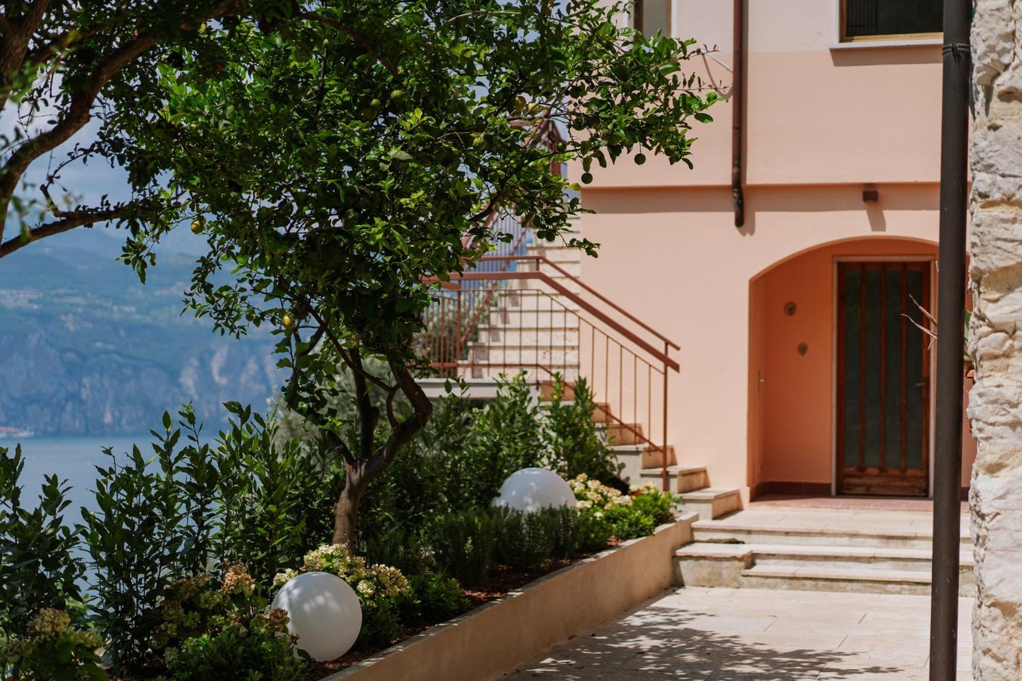 View Garda Lake Brenzone sul Garda Zewnętrze zdjęcie