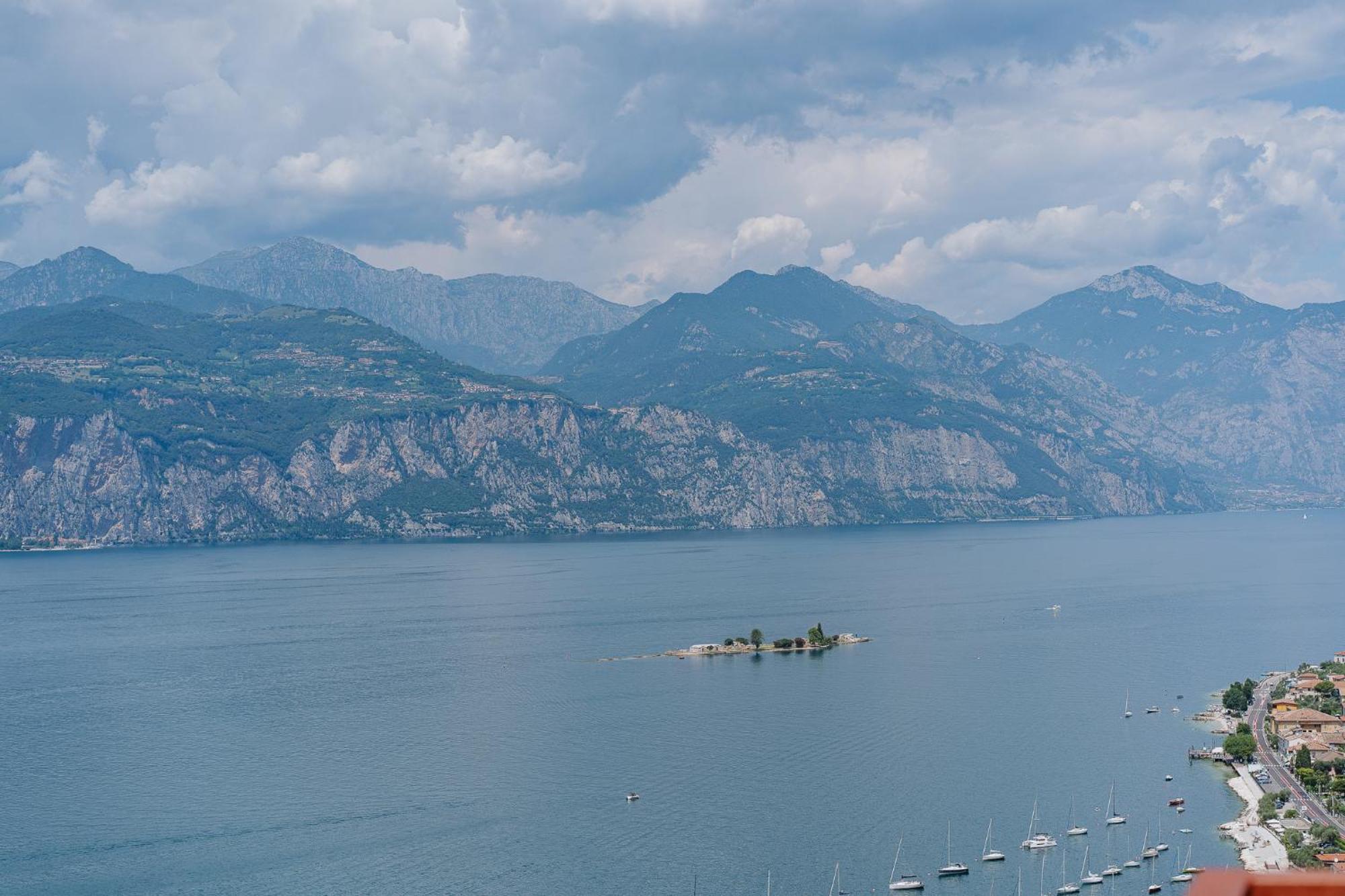 View Garda Lake Brenzone sul Garda Zewnętrze zdjęcie
